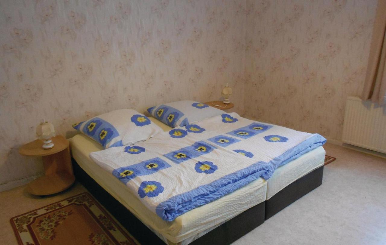 וארן Lovely Apartment In Waren-Mueritz With Kitchen מראה חיצוני תמונה